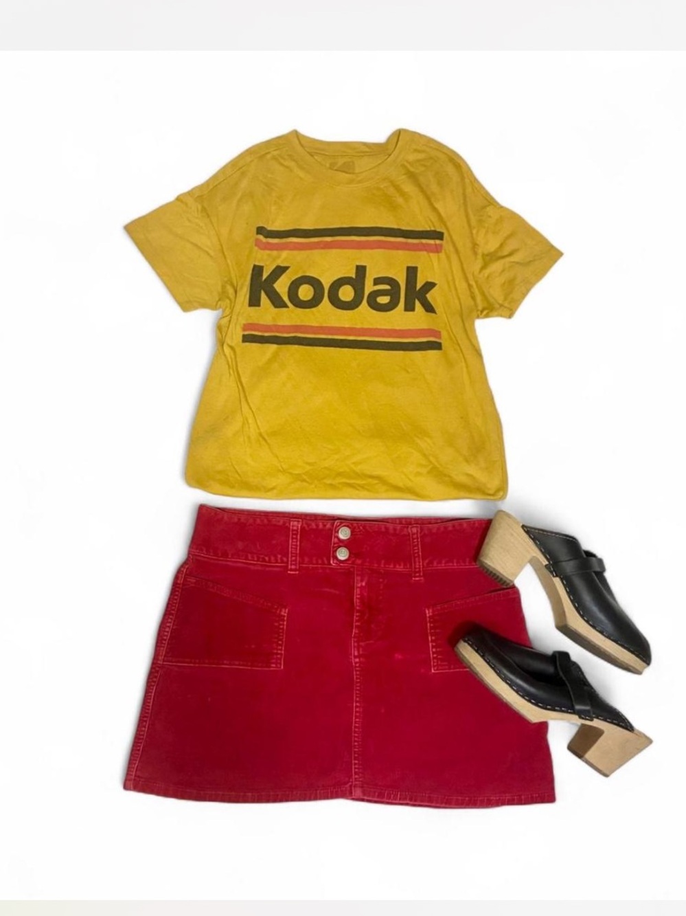 Vintage Y2K Jalate red velvet like mini skirt